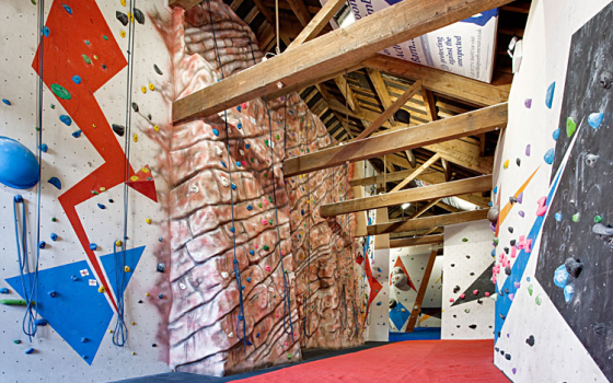 Climbing Barn 360 virtual tour